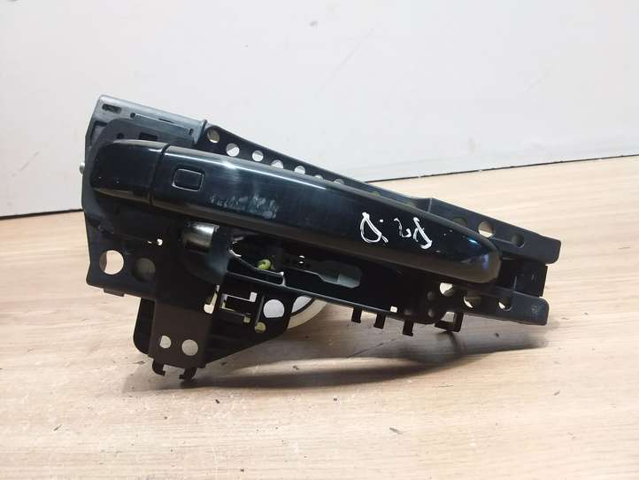 Audi A4 (2007 - 2011)  8T0837886B Наружная ручка