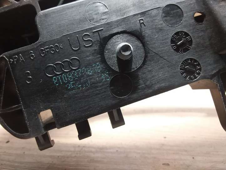 Audi A4 (2007 - 2011)  8T0837886B Наружная ручка