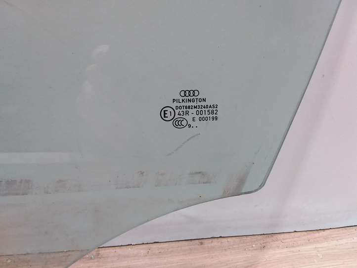 Audi A4 (2007 - 2011)   Основное стекло передних дверей (четырехдверного автомобиля)