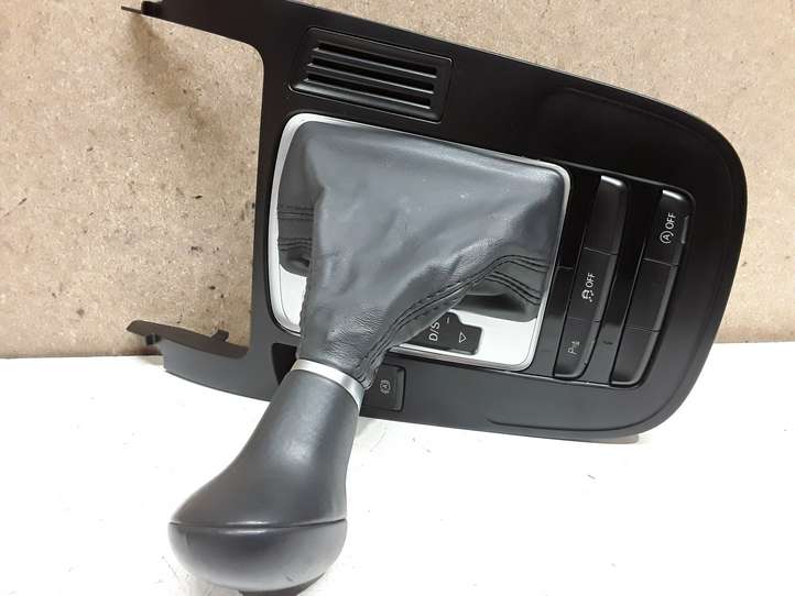 Audi A4 (2011 - 2015)  8K0864261F Рамка рычага переключения передач