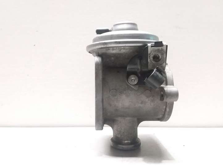 BMW 5 E60 E61 (2004 - 2010)  7804351 Клапан EGR