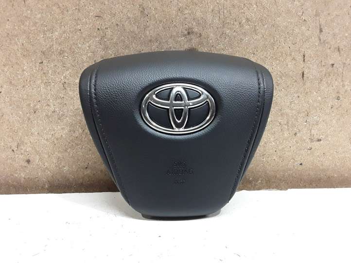 Toyota Avensis T270 (2015 - 2018)  0589P1000183 Подушка безопастности руля