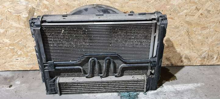 BMW 3 E90 E91 (2005 - 2012)  588974 Комплект радиаторов