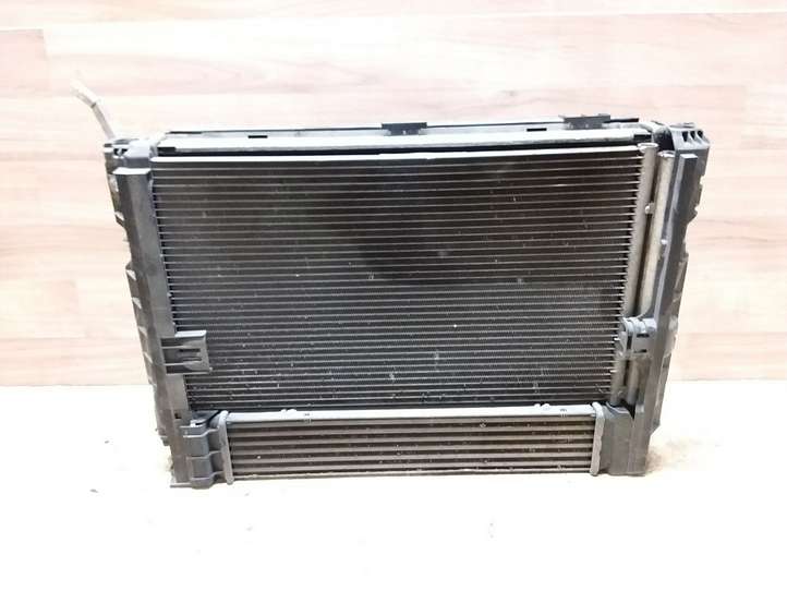 BMW 1 E82 E88 (2007 - 2014)  7801993 Комплект радиаторов