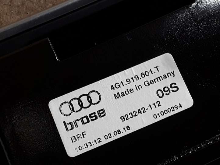 Audi A6 (2014 - 2018)  4G1919601T Экран/ дисплей / маленький экран