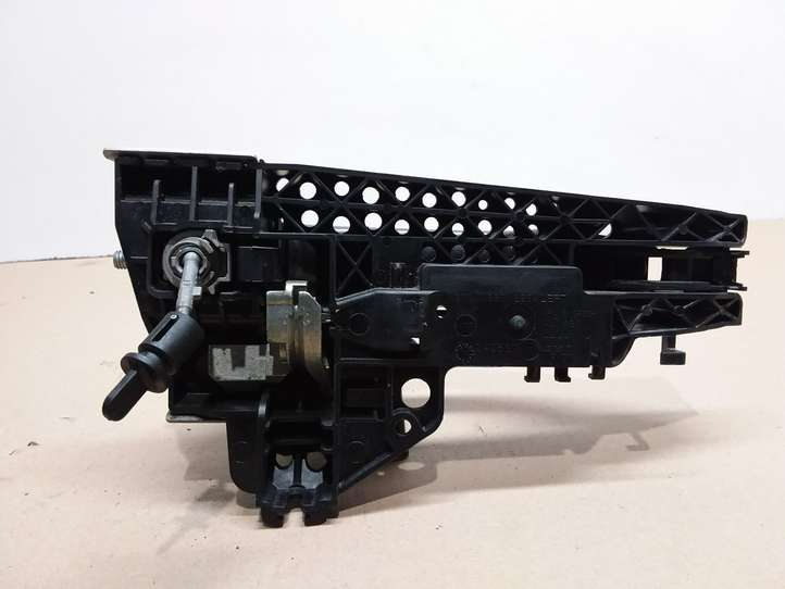 Audi A4 (2007 - 2011)  8T01837885 Наружная ручка