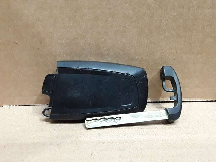 BMW 1 F20 F21 (2011 - 2019)  8053870 Ключ / карточка зажигания