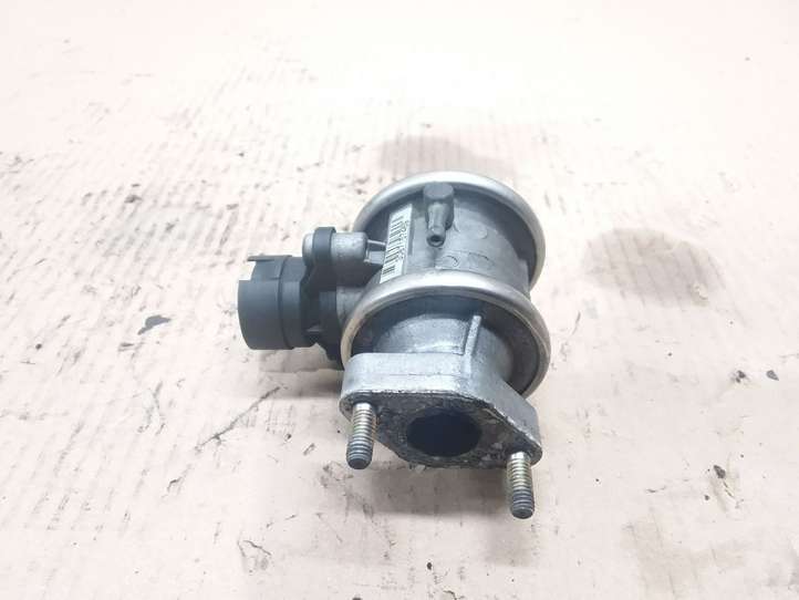 BMW 3 E46 (1998 - 2005)  72229512 Клапан EGR