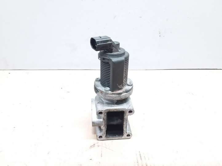 Opel Vectra (2005 - 2009)  55204250 Клапан EGR