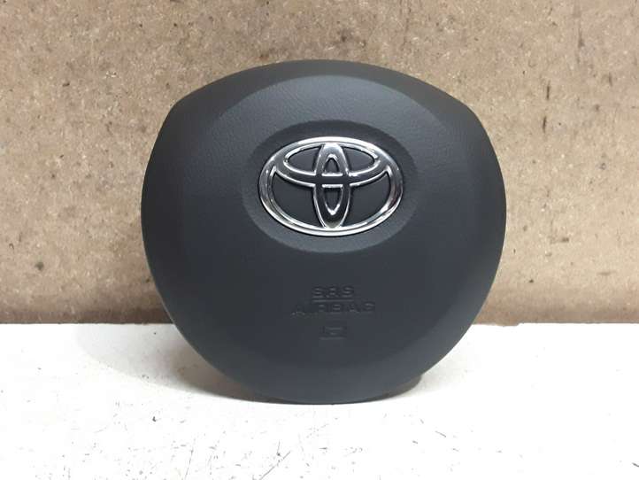 Toyota Yaris (2014 - 2019)  450190D420 Подушка безопастности руля