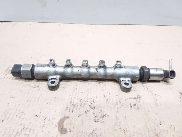 Toyota Avensis T250 (2006 - 2009)  8945860010 Магистральная трубка топлива