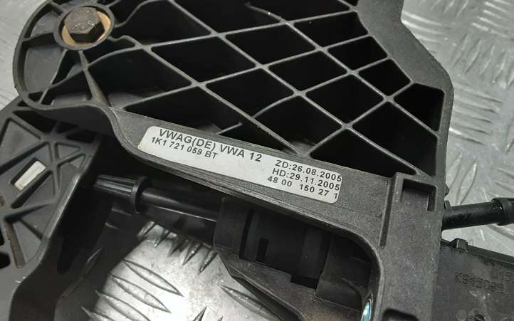 Seat Leon (1P) (2005 - 2012)  1K1721059BT Педаль сцепления