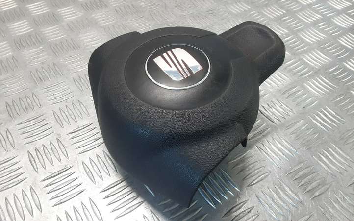Seat Leon (1P) (2005 - 2012)  1P0880201A Подушка безопастности руля