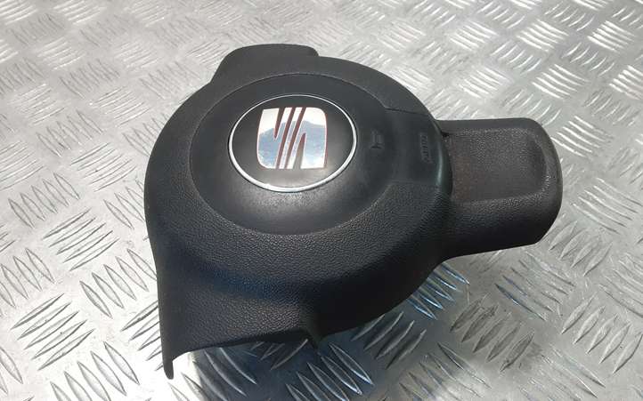 Seat Leon (1P) (2005 - 2012)  1P0880201A Подушка безопастности руля