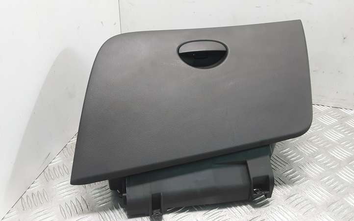 Seat Leon (1P) (2005 - 2012)  1P1857109 Комплект ящика для вещей (бардачка)