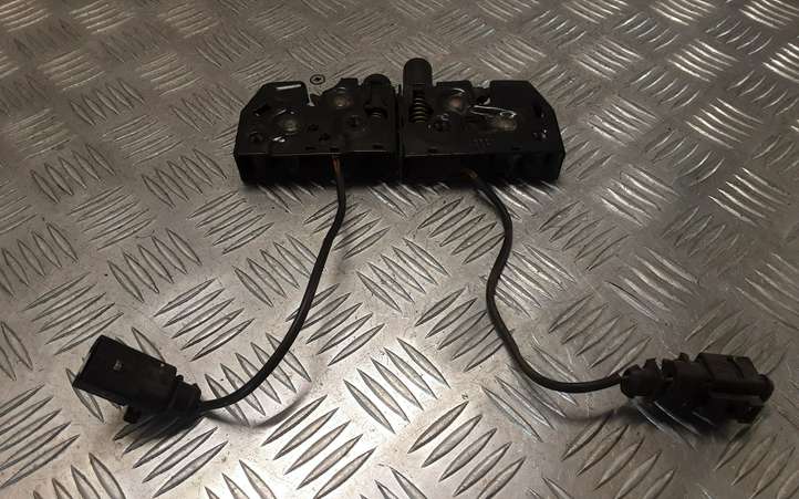 Audi A6 (2011 - 2014)  4G0823509C Замок капота