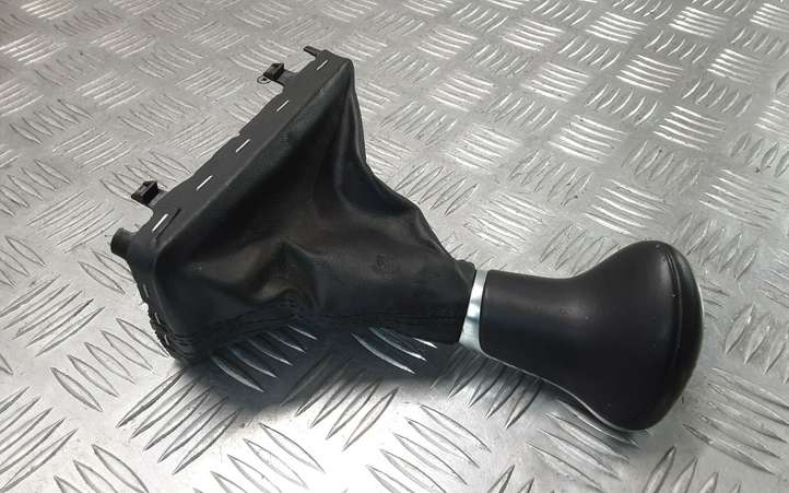 Audi A6 (2011 - 2014)  4G1713139N Отделка рычага переключения передач (кожа, головка)