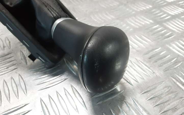 Audi A6 (2011 - 2014)  4G1713139N Отделка рычага переключения передач (кожа, головка)