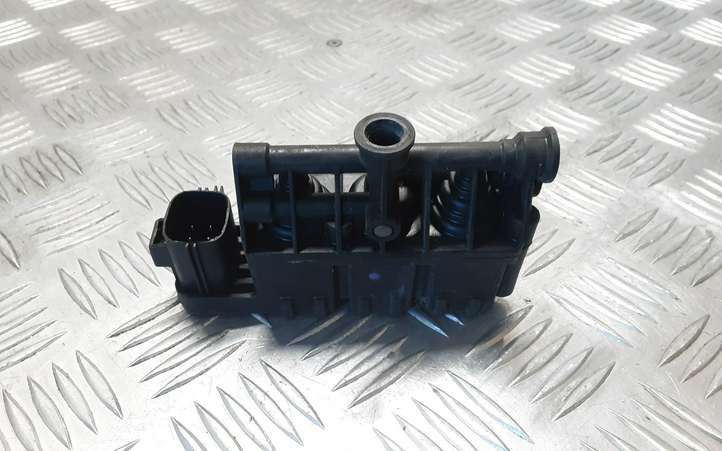 Land Rover Range Rover (2005 - 2009)  RVH500050 Распределитель воздуха / блок клапана (пневматическое шасси)