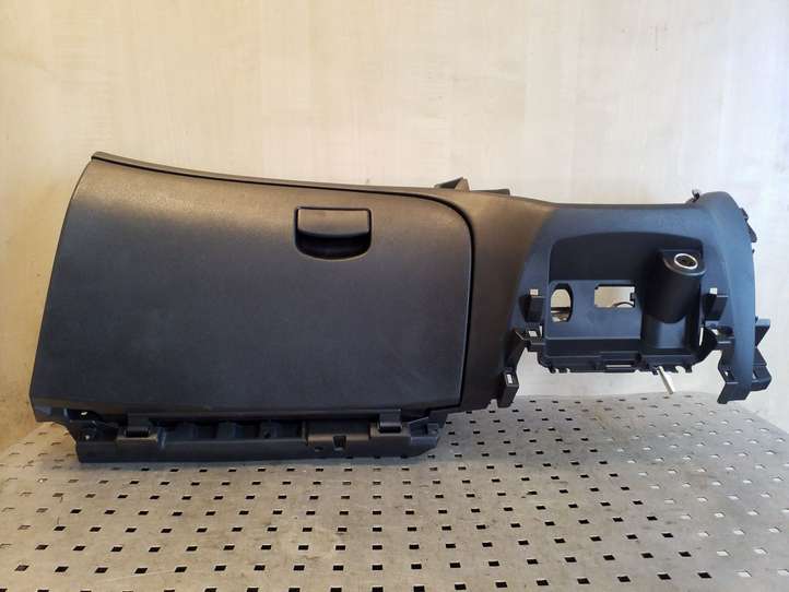 Subaru Forester SH (2008 - 2013)  66055FG020 Комплект ящика для вещей (бардачка)