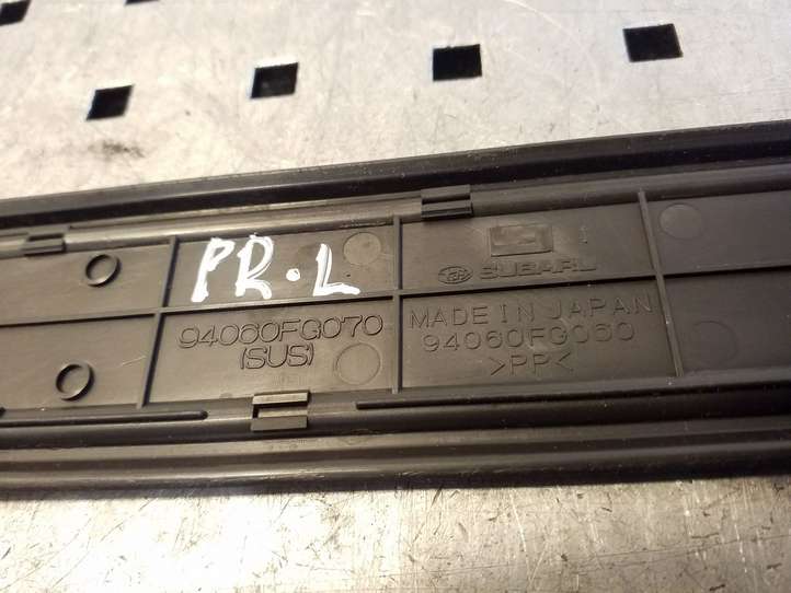 Subaru Forester SH (2008 - 2013)  94060FG070 Отделка переднего порога (внутренняя)