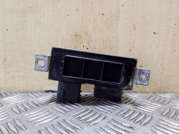 Renault Scenic III -  Grand scenic III (2009 - 2016)  8200859243A Другое реле