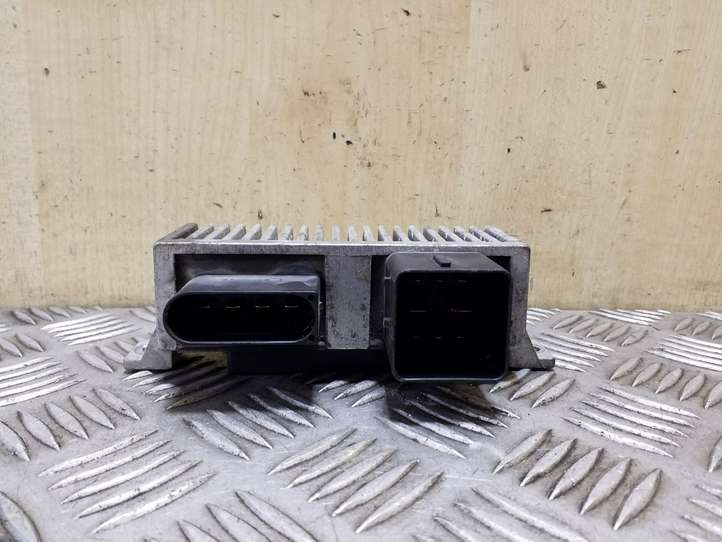 Renault Scenic III -  Grand scenic III (2009 - 2016)  8200859243A Другое реле