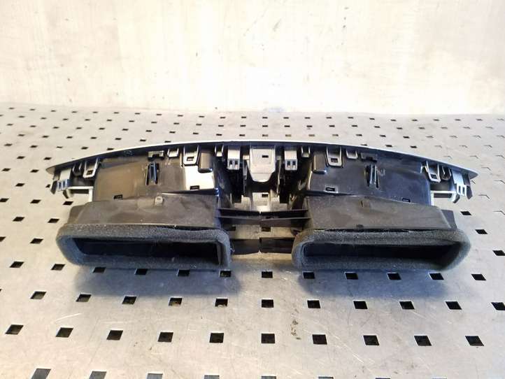 Renault Scenic III -  Grand scenic III (2009 - 2016)  682600031R Центральный дефлектор