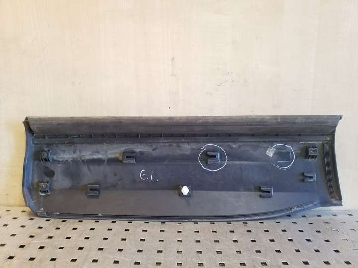 Volkswagen Tiguan (2007 - 2011)  5N0854949A  Отделка дверей (молдинги) задней двери