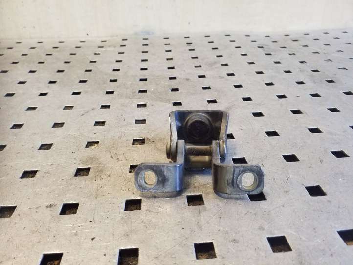 Volkswagen Tiguan (2007 - 2011)  5N0827301 Петля (петли) задней крышки
