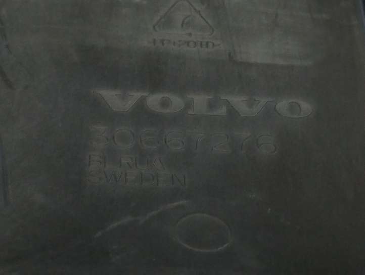 Volvo V50 (2004 - 2008)  30667276 Крышка ящика аккумулятора