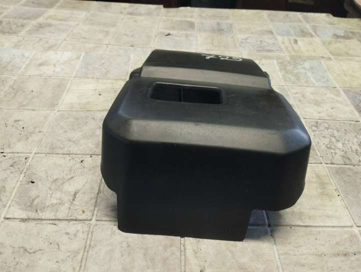 Volvo V50 (2004 - 2008)  30667276 Крышка ящика аккумулятора