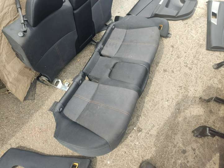 Subaru Forester SH (2008 - 2013)   Комплект отделки дверей