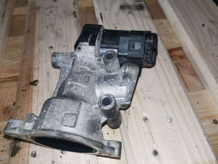 Peugeot 407 (2004 - 2011)  9681825280 Клапан EGR