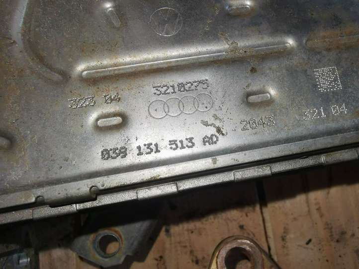 Volkswagen Golf V (2003 - 2009)  038131513AD Охладитель EGR