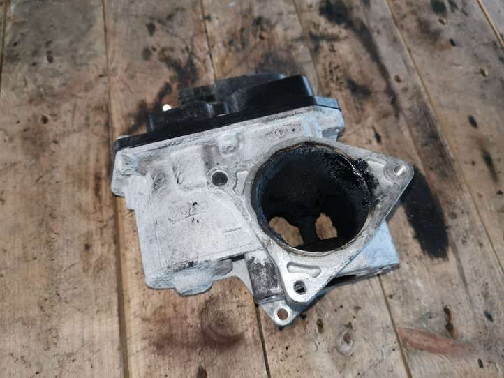 Volkswagen Touran I (2003 - 2010)  03G131501 Клапан EGR