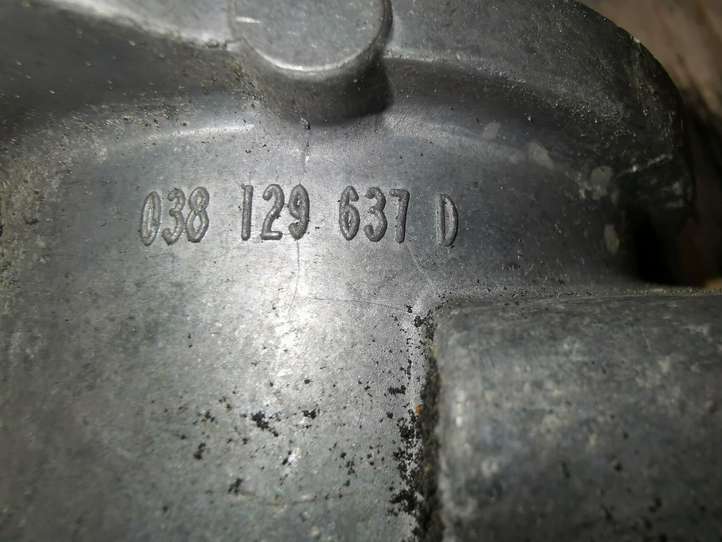 Volkswagen Touran I (2003 - 2010)  038129637D Клапан EGR