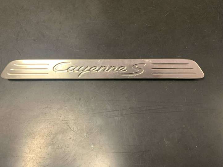 Porsche Cayenne (92A) (2011 - 2017)  7P5863484 Отделка переднего порога (внутренняя)