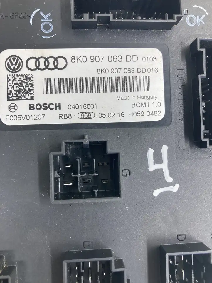 Audi A5 8T 8F (2011 - 2016) 8K0907063DD Модуль комфорта — фото 2