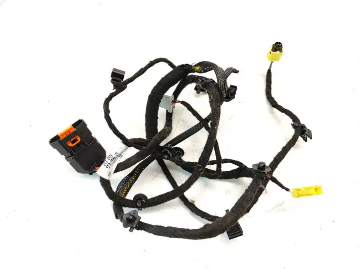 Opel Astra J (2009 - 2012) 13292302 Прочая электропроводка — фото 4