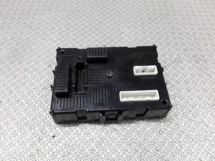 Nissan Micra (2003 - 2007) 216762702A Модуль комфорта — фото 3