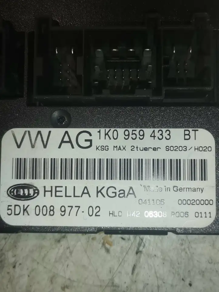 Volkswagen Touran I (2003 - 2010) 1K0959433BT Модуль комфорта — фото 3