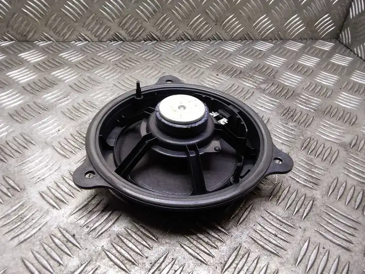 Nissan Qashqai (2010 - 2013) Динамики задних дверей — фото 2