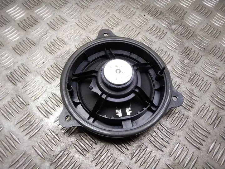 Nissan Qashqai (2010 - 2013) Динамики задних дверей — фото 4