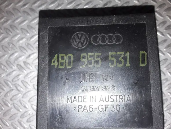 Audi (1999 - 2007) 4B0955531D Реле интервала стеклоочистителей — фото 1