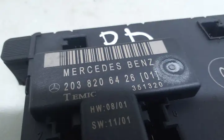 Mercedes-Benz C W203 (2000 - 2007) 2038206426 Блок управления дверью — фото 4