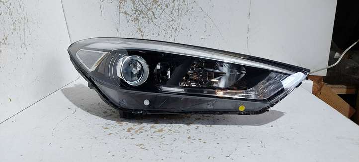 Hyundai Tucson TL (2015 - )  D792121120 Передняя фара