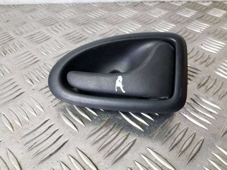 Opel Vivaro (2001 - 2006)  8200028995 Внутренняя ручка
