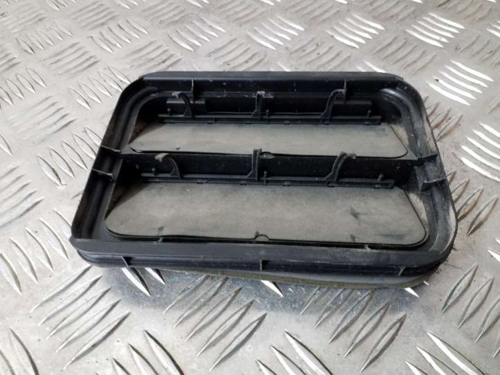 Opel Vivaro (2001 - 2006)  7700838358 Вентиляционная решётка