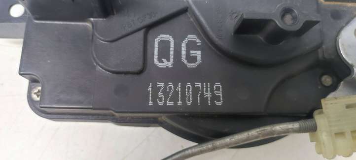 Opel Astra (2004 - 2009)  13210749 Передняя звукоизоляция